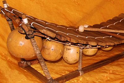 Gebogenes Bobo Balafon