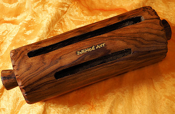 Krin Schlitz Trommel, Log Drum