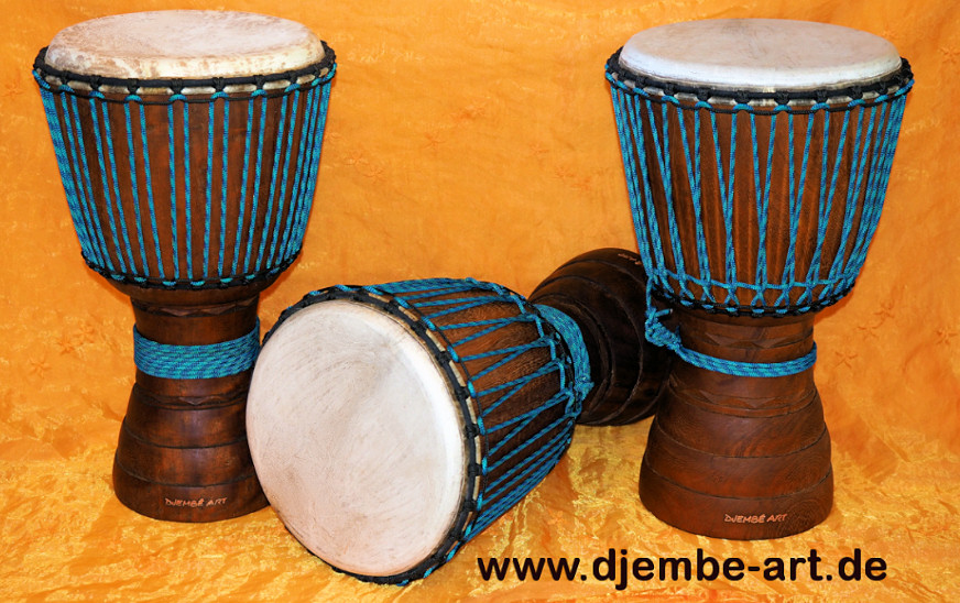 Djembe Trommel Serie 'Tortuga Groove' von Djembé Art aus der Elfenbeinküste, Westafrika