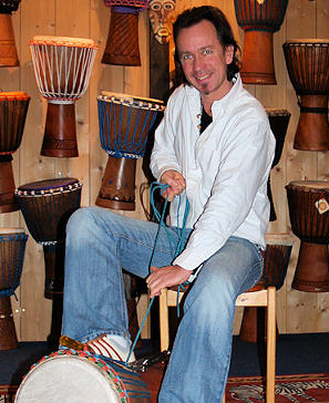 Djembe Trommel spannen & stimmen